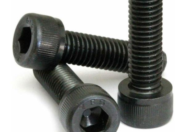 ISO7830 cabeça de panela cabeça de tomada cabeça de máquina parafuso metálico com acabamento revestido de zinco