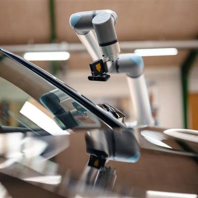Universal Robots UR8 Long Cobot Robot Arm Automotive Quality Inspection for Car Industry