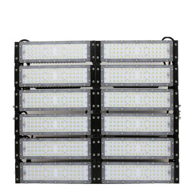 Lumière d'inondation à LED industrielle de 600 W Lumière de tunnel à LED de 81000 à 84000lm