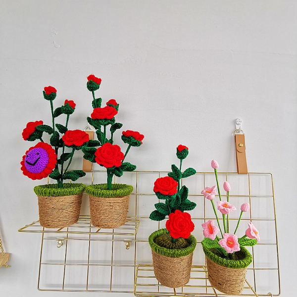 New Creative Luxury Handmade Crochet Knitting Plants Flowers Handicraft Home Decorations Crochet Flower