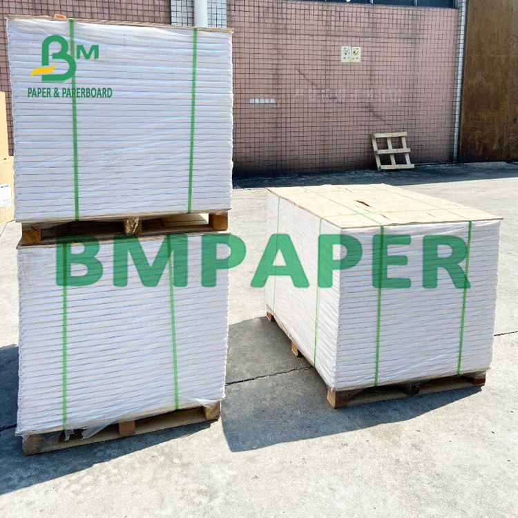 120g 635 x 965mm C2S Matte White Paper Ideal For Greeting Cards Штейновая белая глянцевая бумага 120g 635 x 965mm C2S для поздравительных открыток