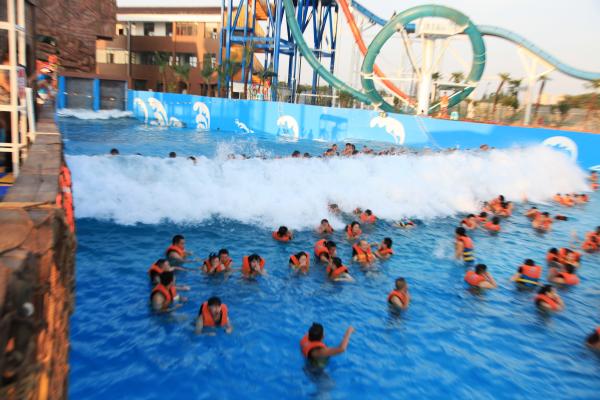 Waterfun Big Surfing Tsunami Ocean Water Wave Pool with Waves Park Vacuum 3 meters high