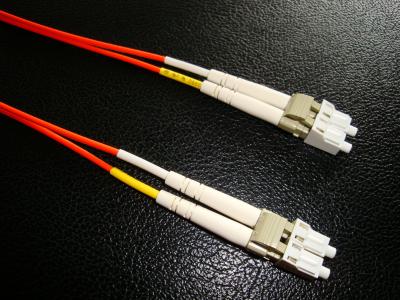 O LC frente e verso ao cabo do remendo de Patchcord do terminal do LC personalizou o comprimento amarelo preto branco