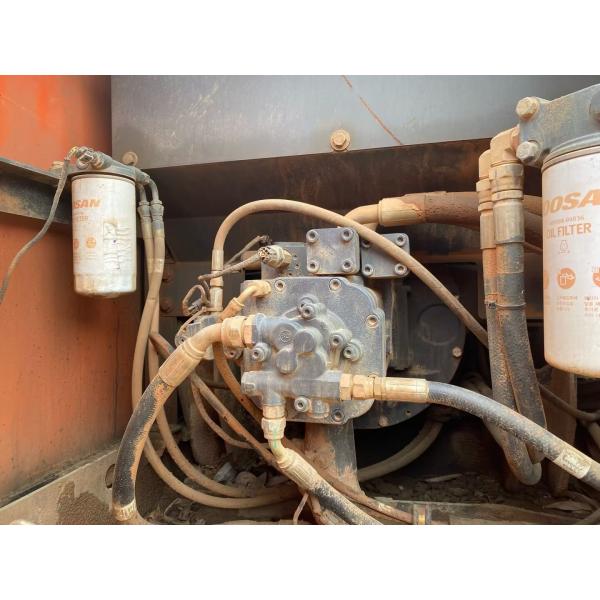 Original Korea Used Doosan Dx225 Excavator 22 Ton Fuel Efficiency