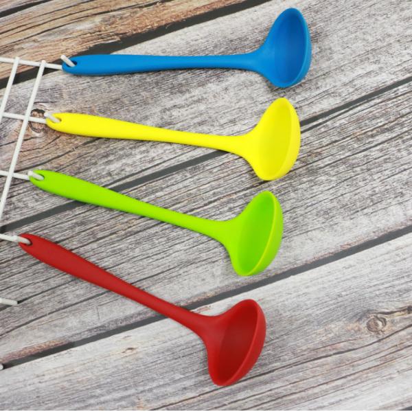 Small 21cm Silicone Mini Spoon Children's Cutlery Kitchen Tools Cooking Spoon