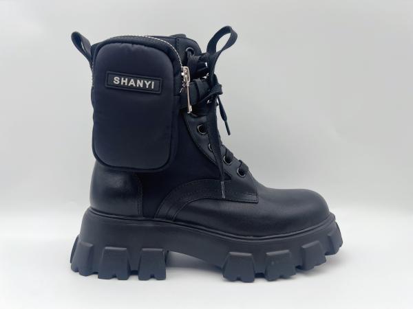 Cow Leather Womens High Top Hiking Shoes Non Slip Wear Resistant