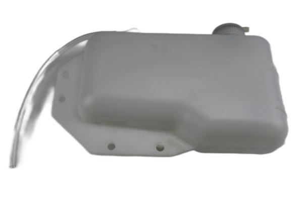 Il s'agit d'un véhicule de type ISUZU NKR77 NKR55