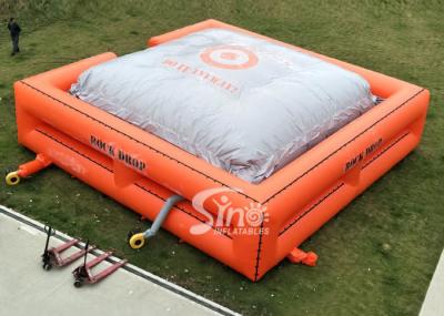 Airbag inflável grande exterior do salto do tamanho feito sob encomenda para o desafio do conluio de BMX