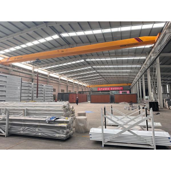Fast Assembly Flat Storage Container Insulated Prefabricated Living Container Home for Office Professional Customization