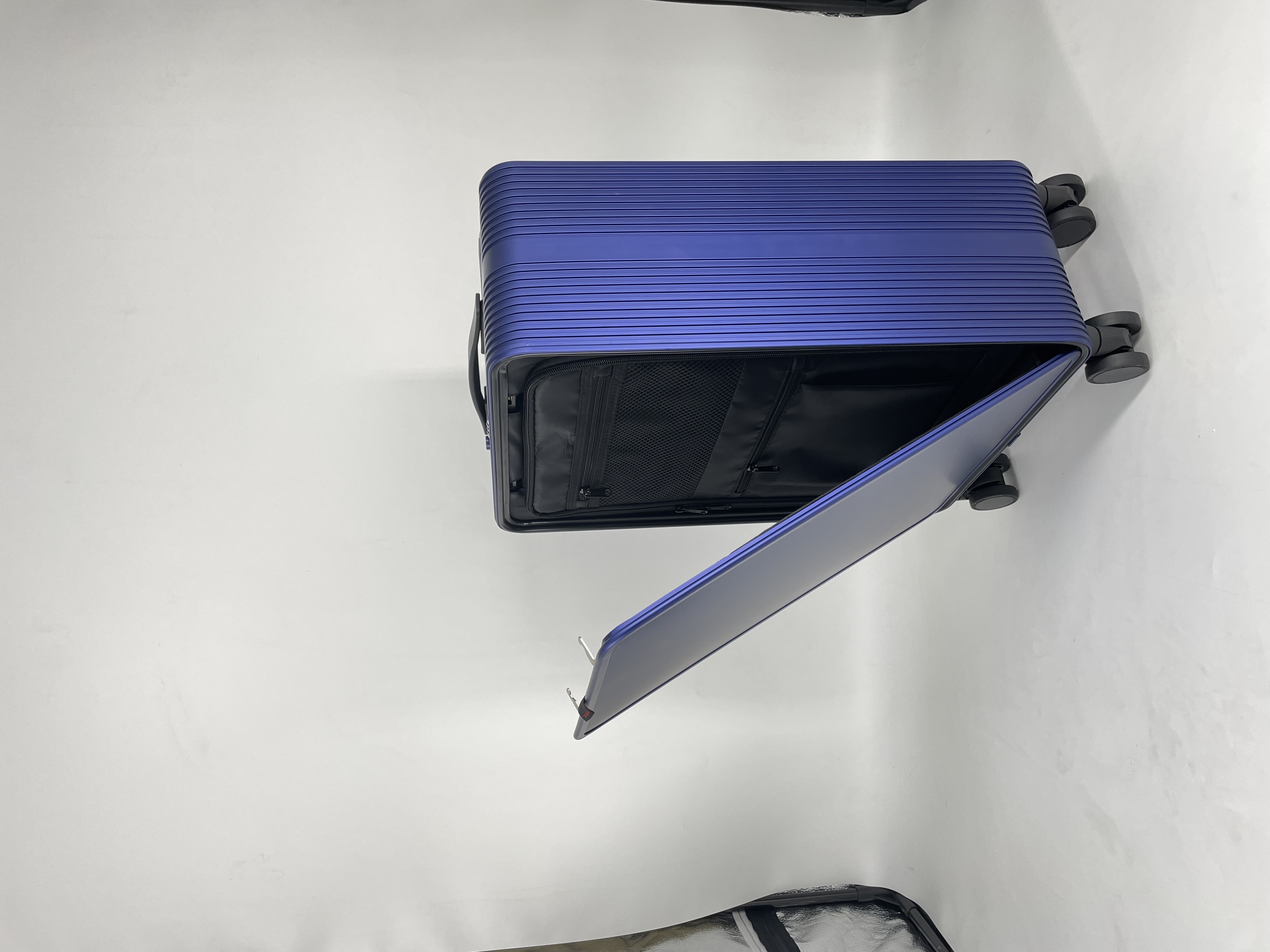 Unisex Hard Side Trolley Luggage Wholesale ABS PC Material Suitcase Spinner Caster TSA Aluminum Metal Frame Travelling Check-In