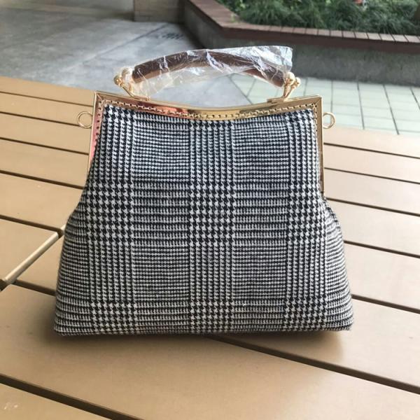 Double Kiss lock Coin Purse, Women Wallet, Double Pockets Wallet, Card Slot Wallet, Clutch Purse, Metal Frame, Gifts For