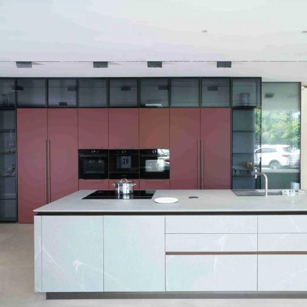 Luxury Solid Wood Kitchen Cabinets Living Room Furniture For Custom Villas