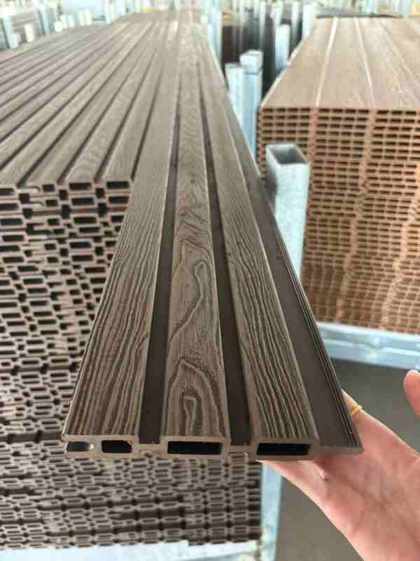 160*19mm 1st Gen Fluted Hollow Composite Fence Panel