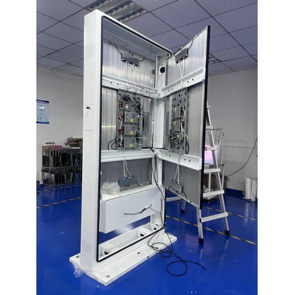 Señalización digital para exteriores de alto brillo de 75 pulgadas y 2500 nits con quiosco digital de resolución 3840X2160