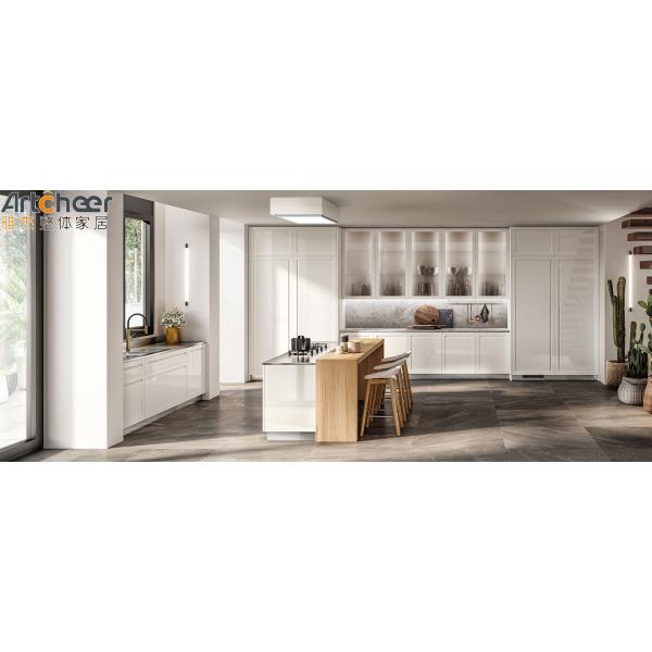 2023 Современный классический дизайн Дубовые массивные деревянные кухонные шкафы с Ogee Edge Countertop