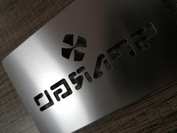 304 Stainless Steel Metal Business Cards With Cut Thru Logo Text