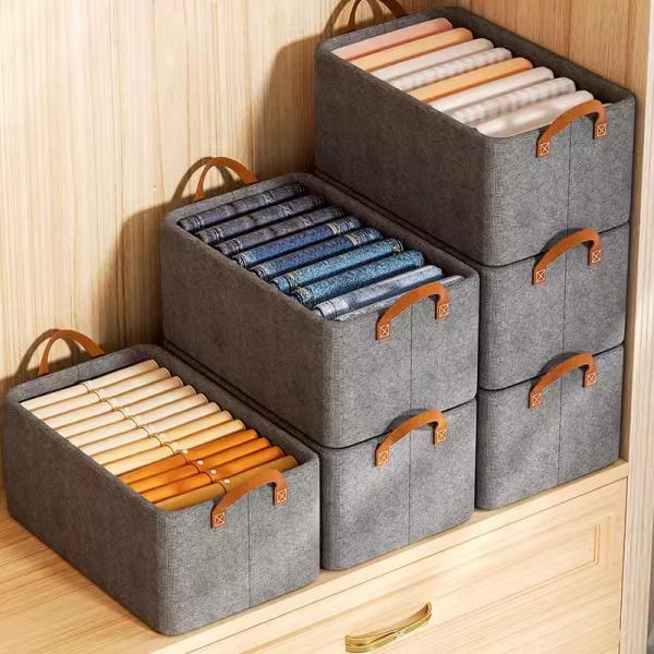 All Seasons Large Capacity Under Bed Storage Bag with Clear Window and Folding Design