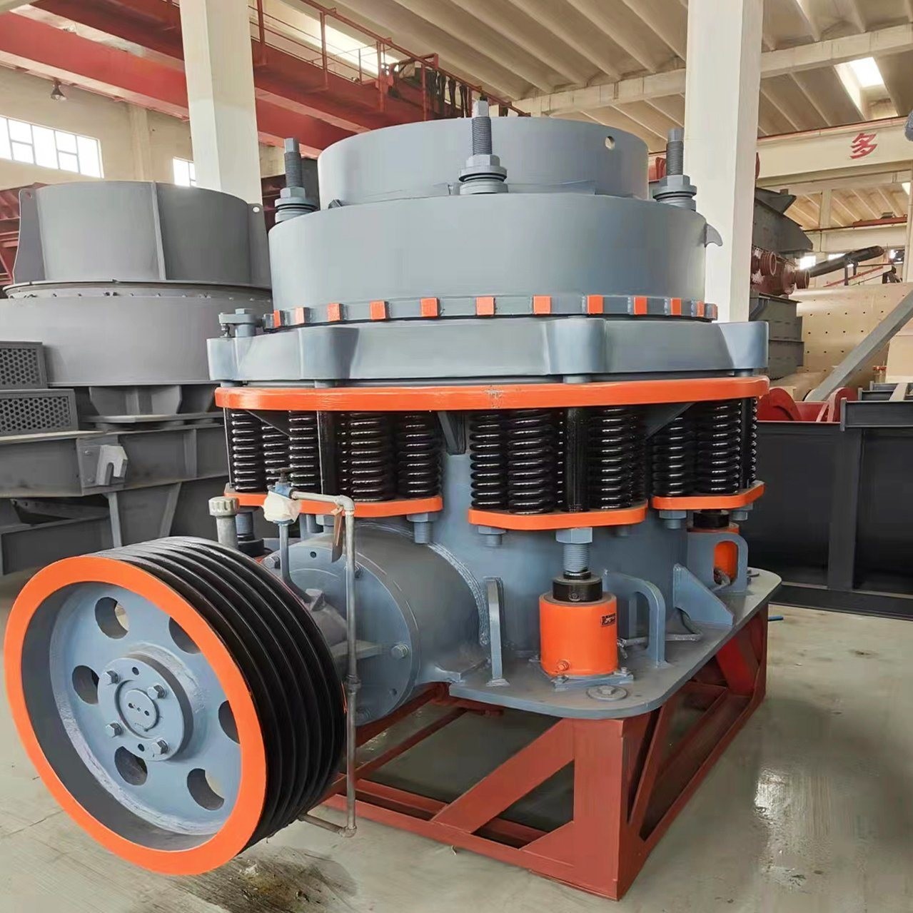 Installation Under Technical Guidance Ore Spring Cone Crusher with and Belt Conveyor