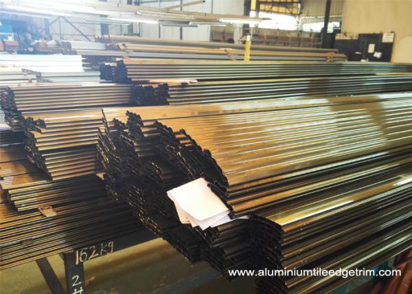 Wood Grain Aluminium Rolling Shutter Door Profiles Electrophoresis Champagne