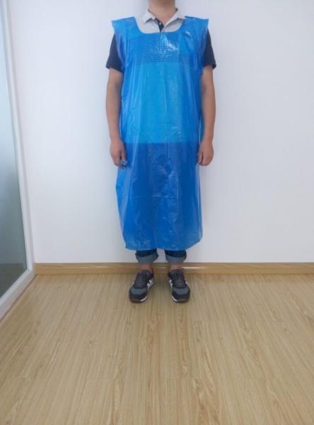 Water Resistant Disposable Plastic Smocks Multi Packaging Type Light Weight