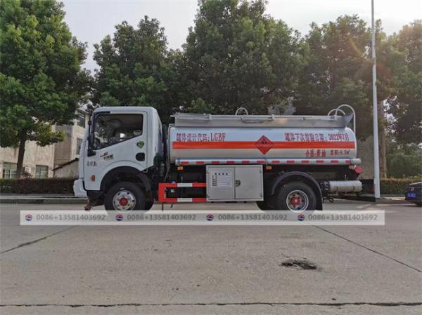 2024 New Type Dongfeng Fuel Oil Tanker Truck Price 6CBM Fuel Bowser Mobile