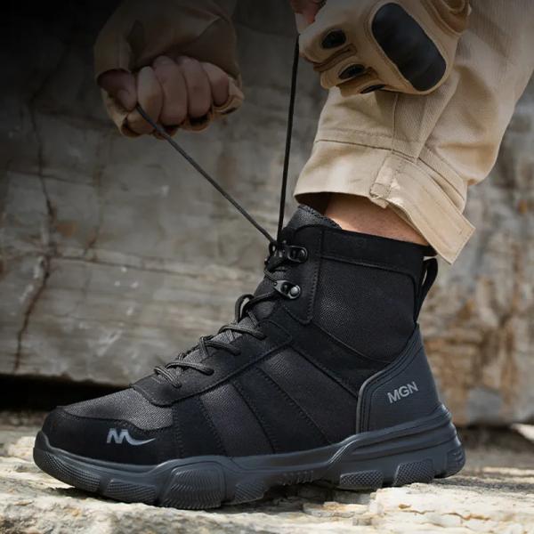 Botas de trabajo de seguridad ligeras amarillo negro con dedo ancho de acero / placa de Kevlar