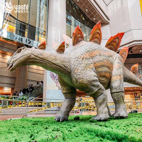 Silicone Animation Large Dinosaur Sculpture Weather Resistant For Park Decorations