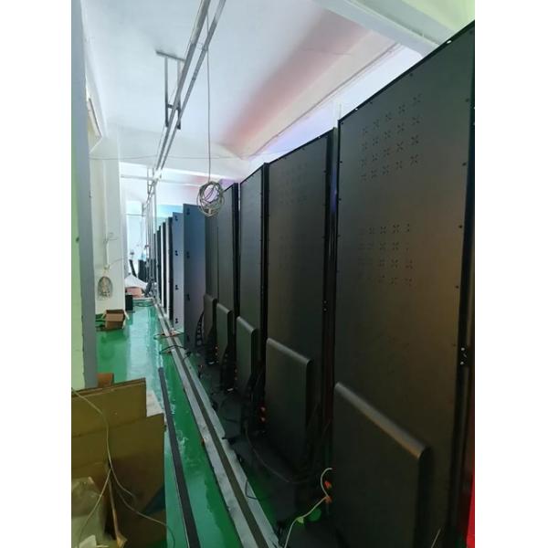 Indoor P2.5mm Creative LED Display 640x1920 3840Hz LED Poster Display