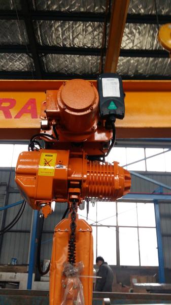 500kgの電動両速チェーンホイストと電動トロッリー