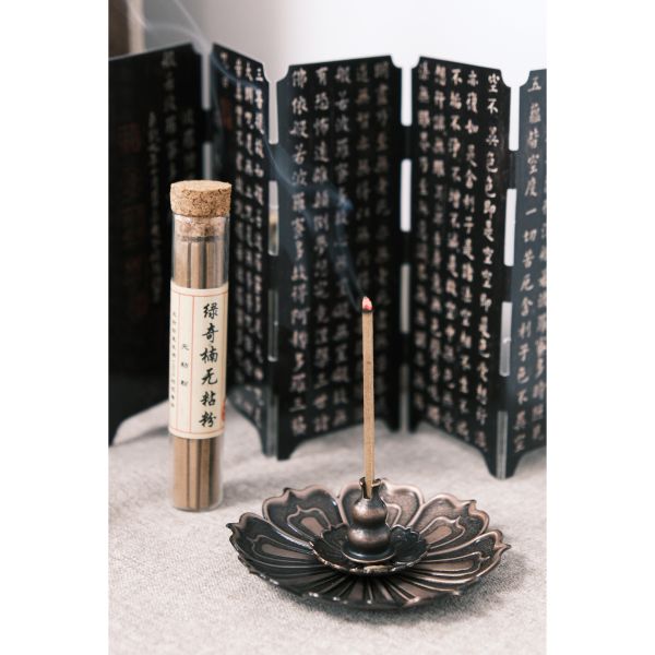 Unisex Green Qinan Stickless Pink Thread Fragrance Woody Aroma Incense