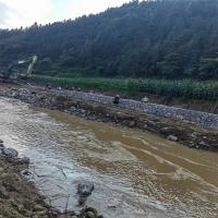 Cages de support en gabion en fer tissé pour pierres Renforcement du canal de drainage Maillage flexible facile à installer