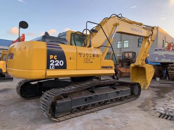 Máquina escavadora de 22 toneladas KOMATSU PC220 da esteira rolante da segunda mão de 2018 anos - maquinaria de 8 escavadores