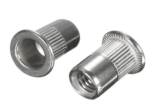M8-M12 Aço carbono / aço inoxidável SS304 316 Noca de rebitado cego
