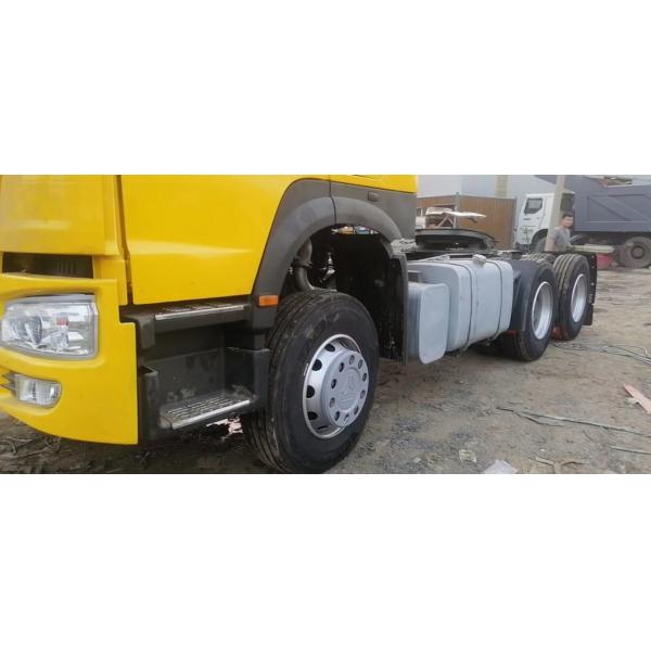 8500x2500x3600 мм Sinotruk HOWO 6*4 Тракторный грузовик Тяжелый грузовик с конструкцией безтрубных шин
