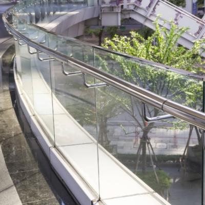 442 552 663 884 10104 Balcon en verre trempé Barrière de sécurité Barrière de pont en verre Barrière de balustrade en verre sans cadre Balcon avec couche intermédiaire PVB / SGP