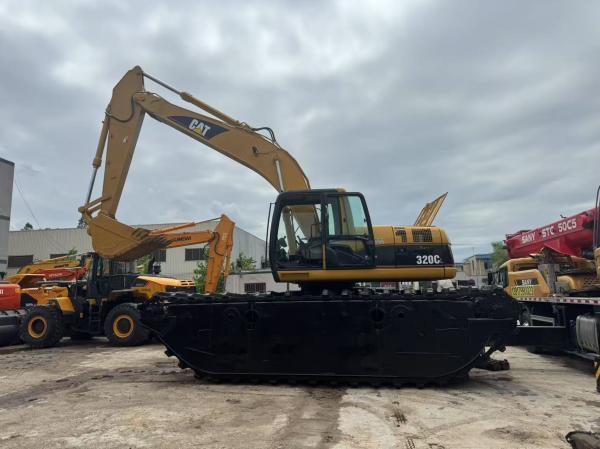 Used CAT 320CL Amphibious Excavator for Swamp and Dredging