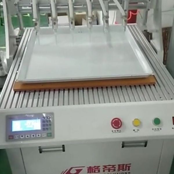 High Precision Glue Dispensing Robot with 500mm/s Speed and 600*600mm Working Range for Automated Adhesive Application