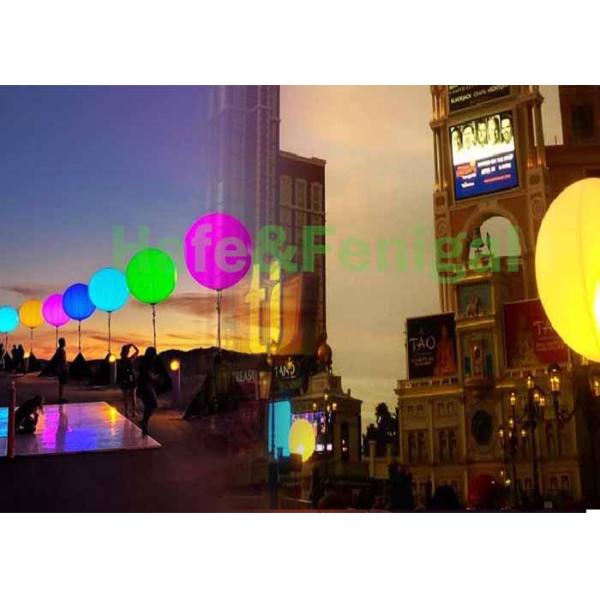 Partido de iluminación el 1.6m inflable al aire libre Muse Series 400W 230V del color del globo de la decoración