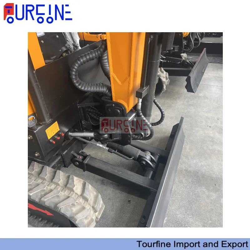 MIni Crawler Excavator 2 Ton 0.07 CBM Bucket Small Excavator For Farm Construction