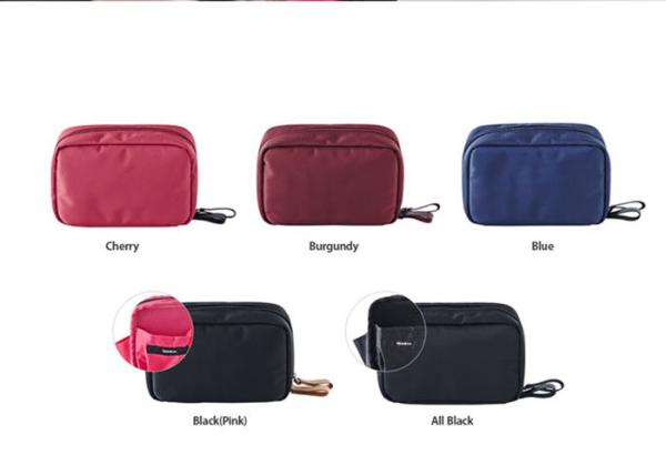 Nylon Water Resistant Travel Cosmetic Bags Multiple Pockets For Travel