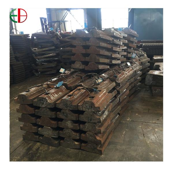 Water-toughened ball mill liner high manganese steel has a 30% toughness increase and better impact resistance after water-toughening