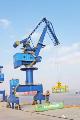 Customized Gantry Harbour Portal Crane 40 Ton 60 Ton Terminal Crane