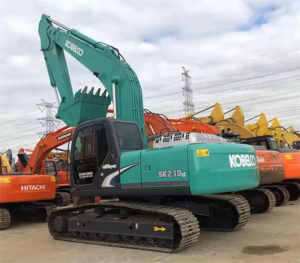 Em segunda mão Green Kobelco Hidráulico 21200kg Excavadora 118kw de potência com capacidade de balde 1,0m3