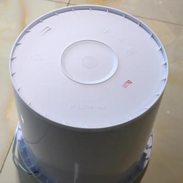 Stackable Lightweight Industrial Plastic Engine Oil Bucket With Integrated Handle