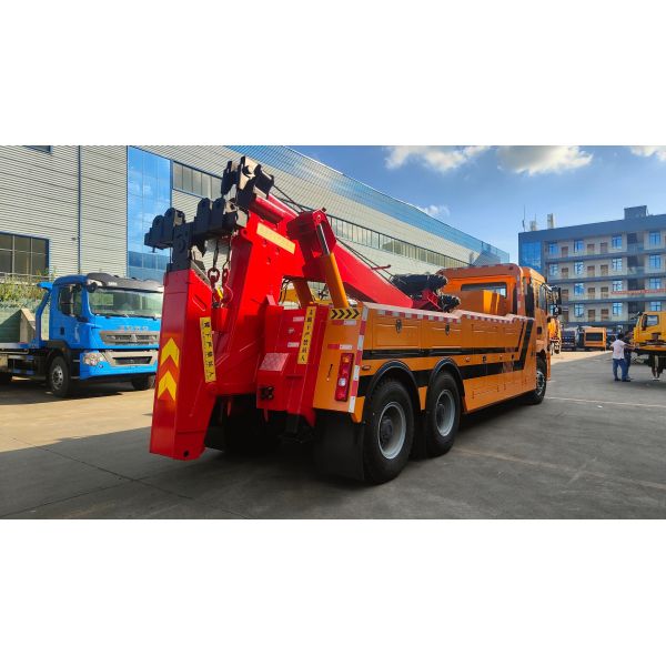 Main Boom 509m Used Mobile Cranes Euro III Emission Standard Torque Output 557 KNm Suitable For Heavy Duty Load Handling