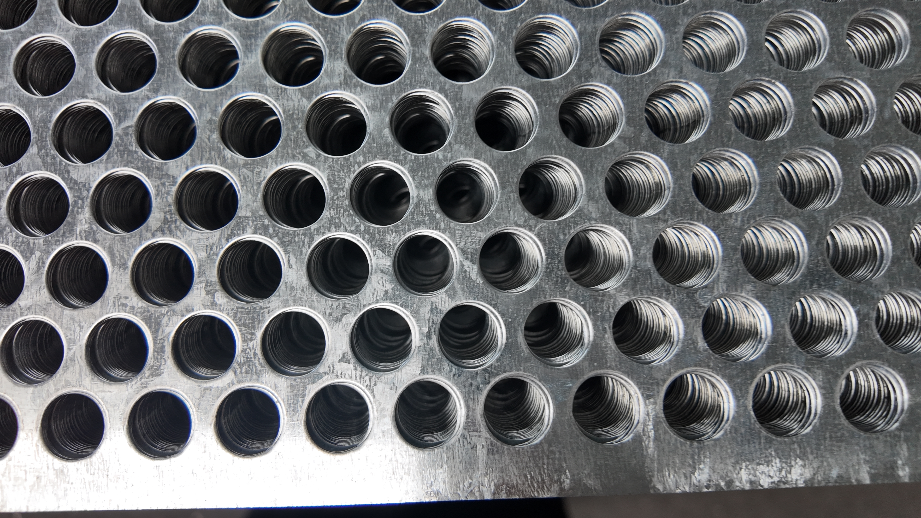 0.6mm Round Hole Stainless Steel Perforated Metal Sheet Custom Size