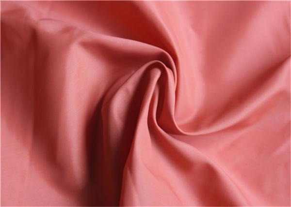 Tela de nylon macia 70D da cor brilhante para o saco-cama/roupa do alpinismo