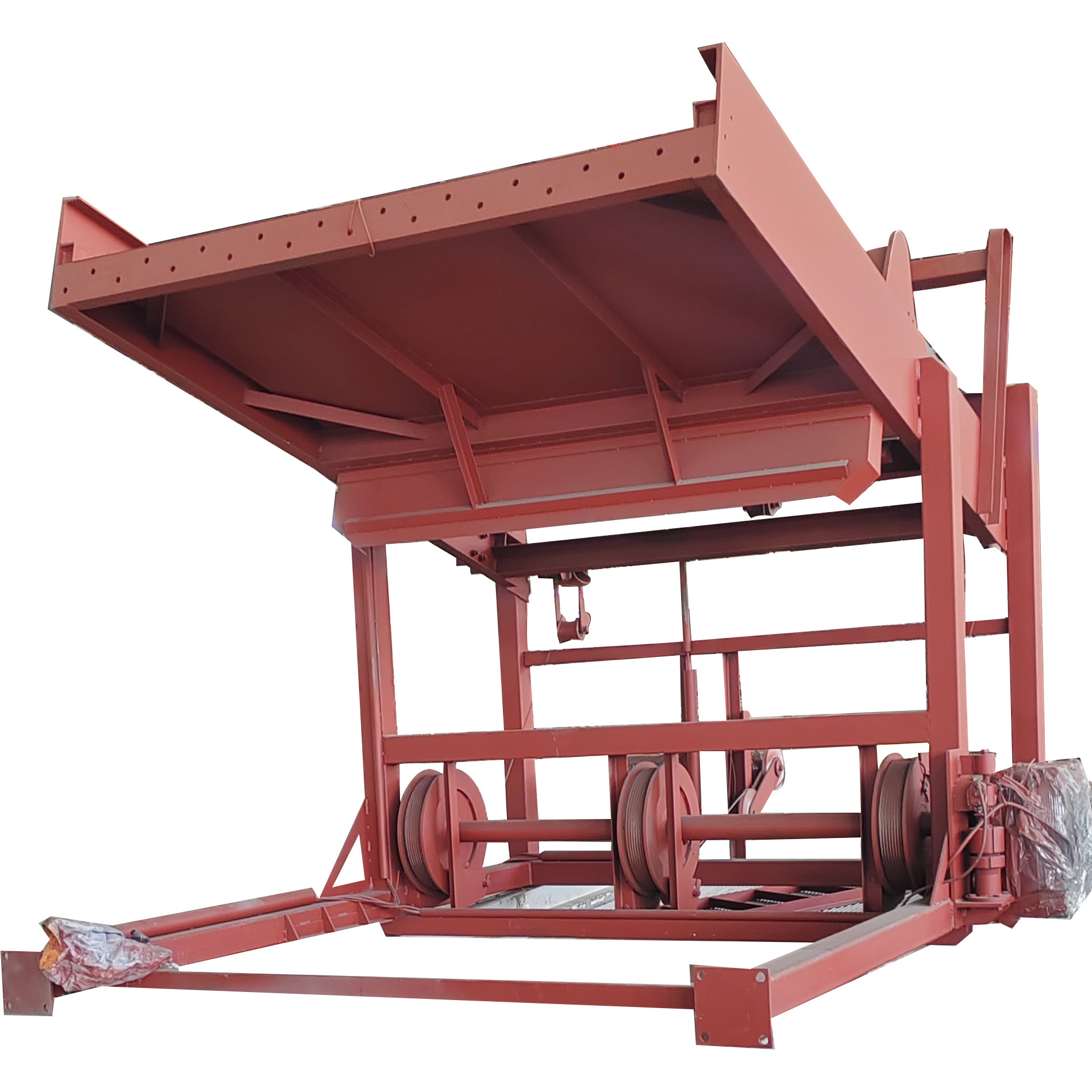 Cable-operated mechanical bar screen with forced closing force, corrosion resistant design, and overload protection for heavy debris interception