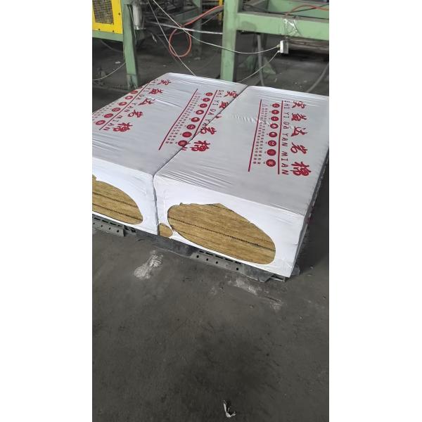 Planche à feu en laine de roche brute à l'épreuve du feu 30-150 mm d'épaisseur