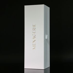 Luxury Rectangular White Textured Magnetic Rigid Box Embossing Stamping Packaging with Insert for Premium Products